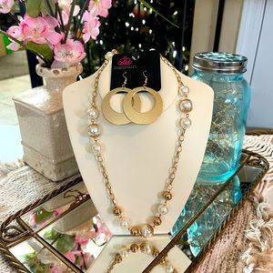 Paparazzi gold and pearl necklace with gold earrings/ pearl earrings
